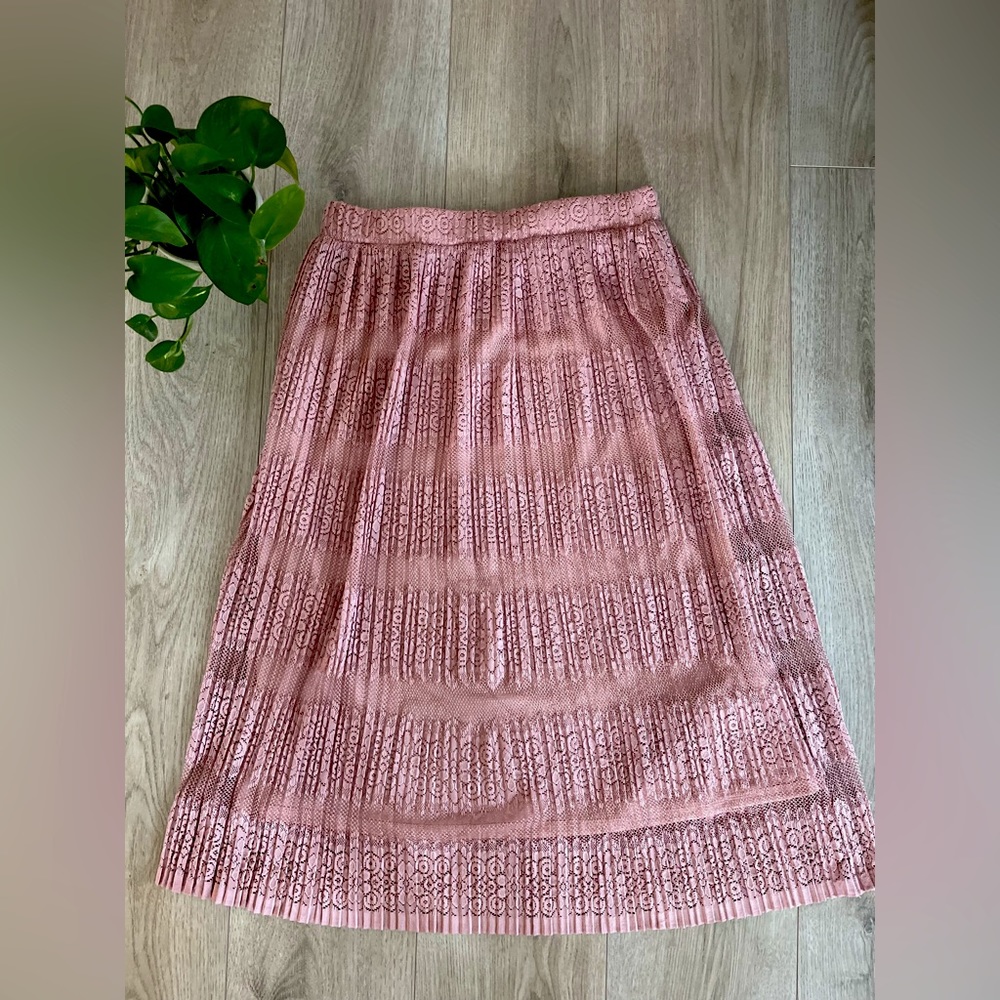 Dusty pink lace midi skirt